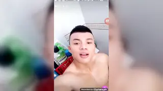 Mature Performer Displays His Body in a Short Clip