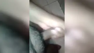 Solo Guy Pleasures Himself in Quick Clip