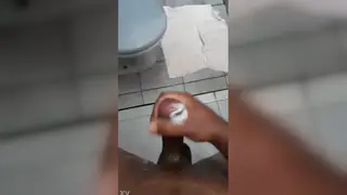 Twink Explodes in a Quick Solo Finish