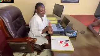Voluptuous Woman Takes Anal Toy in Casting Session