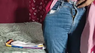 Indian Babe Takes Anal in Amateur Clip