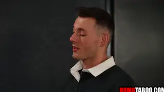 Muscular Stepdad Barebacks Stepson Deep