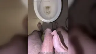Muscular Jocks Unleash Streams in Pissing Compilation