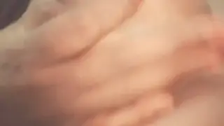 Curvy Amateur Explores First Fingering Session