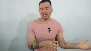 Latino Driver Feeds Cock to Waitress Outdoors