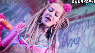 Tattooed Solo Performer Uses Toys for Double Penetration