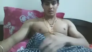 Muscular Indian Hunk Jerks His Uncut Cock Live on Cam