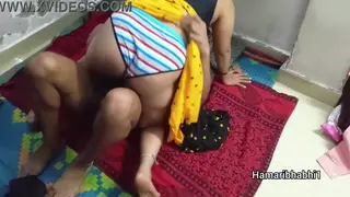 Indian Bhabhi Reveals Her Saree for Intimate Pleasure