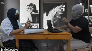 Curvy Office Worker Earns Creampie During Break