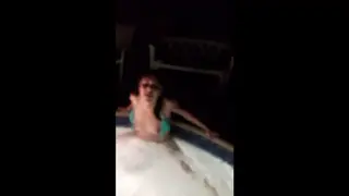 Petite Brunette Masturbates in Outdoor Hot Tub