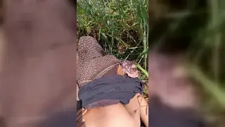 Curvy Indian MILF Cheats Outdoors With Blowjob and Licking