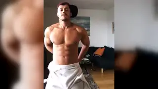 Muscular Guy Strokes Big Cock Live on Webcam