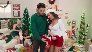 Curvy MILF Takes Deep Throat and Facial