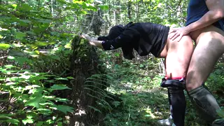 Arab Wife Takes Soldier Anal Creampie At Border