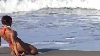 Muscular Stepmom Flaunts Curves in Beach Lingerie