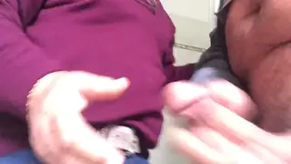 Amateur Guy Strokes to Messy Facial Finish