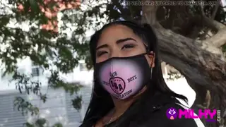 Curvy Latina Enjoys a Spontaneous Hookup
