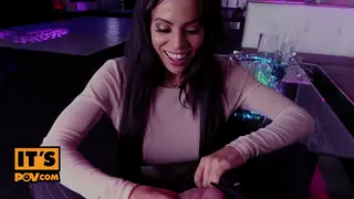 Curvy Latina Brunette Delivers POV Blowjob to Finish