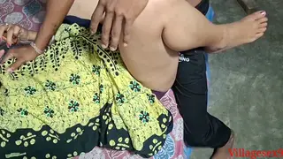 Indian Teen Couple Fucks Outdoors Doggystyle