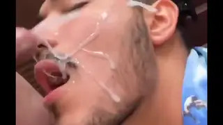 Muscular Twinks Swap Blowjobs and Handjobs in Amateur Compilation