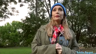 Stranger Fucks a Woman Outdoors After a Lost Dog