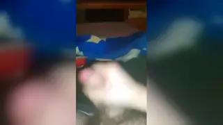 Amateur Guy Jerks Off to Explosive Cumshot