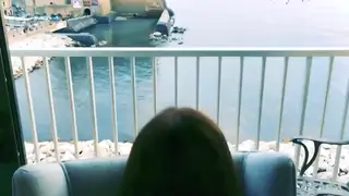 Curvy Amateur Takes Anal Live on Webcam