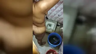 Curvy Indian Wife Bares All Under the Spray