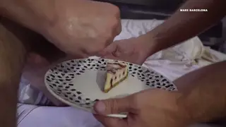 Amateur Compilation Shows Bareback Orgy and Blowjob Action