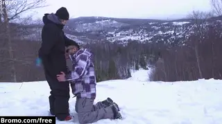 Muscular Jocks Trade Spanks and Rim Jobs Outdoors