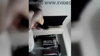 Amateur Dude Jerks Off in Grainy Home Footage