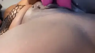 Voluptuous Solo Rider Uses Toys to Cum Hard