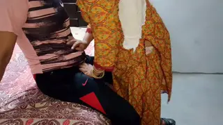 Indian Bhabhi Sucks Cock Before Doggystyle