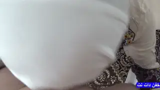Middle Eastern Amateur Shares Intimate Moments