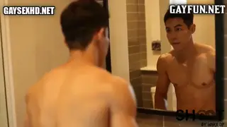 Amateur Clip Montage Shows Varied Gay Hookups