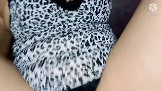 Arab MILF Pleasures Herself with Fingers and Tongue