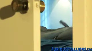 Muscular Hunk Rides His Partner to a Cumshot