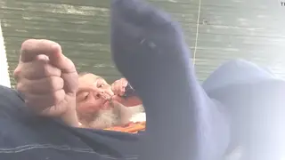 Mature Bear Shows Off His Feet and Vapes