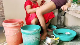 Indian MILF Drains Neighbour Boy With Handjob and Oral Finish