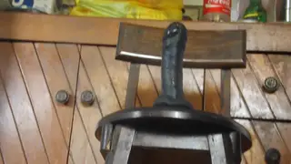 Solo Guy Stretches His Ass With Anal Toy