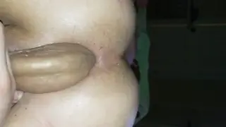 Curvy Amateur Rides Bareback in Homemade Clip