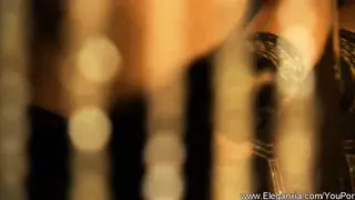 Indian MILF Performs Sensual Dance Tease in Nude