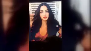 Indian Man Enjoys Gloryhole Massage Ending in Facial
