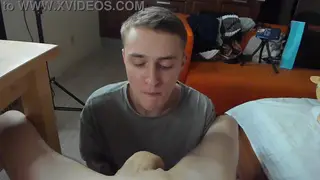 Muscular Student Reaches Explosive Climax on Camera