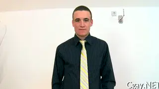 Amateur Performer Shows Off Impressive Length Alone