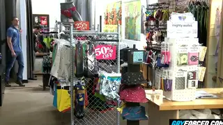 Muscular Stud Takes Anal Bareback in Store
