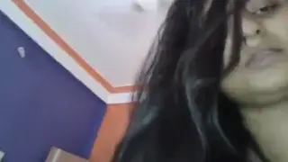 Indian Babe Fucks Lover in Quick Homemade Clip