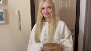Tattooed Babe Offers Gaping Anal in Wrong Apartment