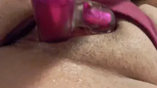 Latina BBW MILF Masturbates to a Squirting Climax