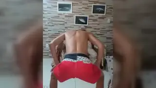 Amateur Guy Works His Mouth on a Thick Shaft